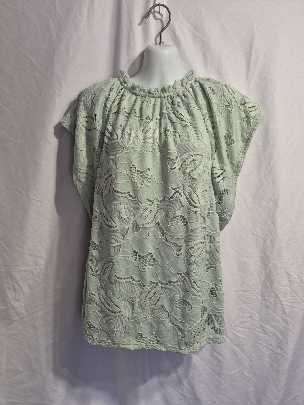 Anne Klein Mint Green Lace Overlay Cap Sleeve Blouse, Size Small